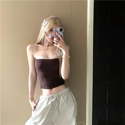 站起来的女孩